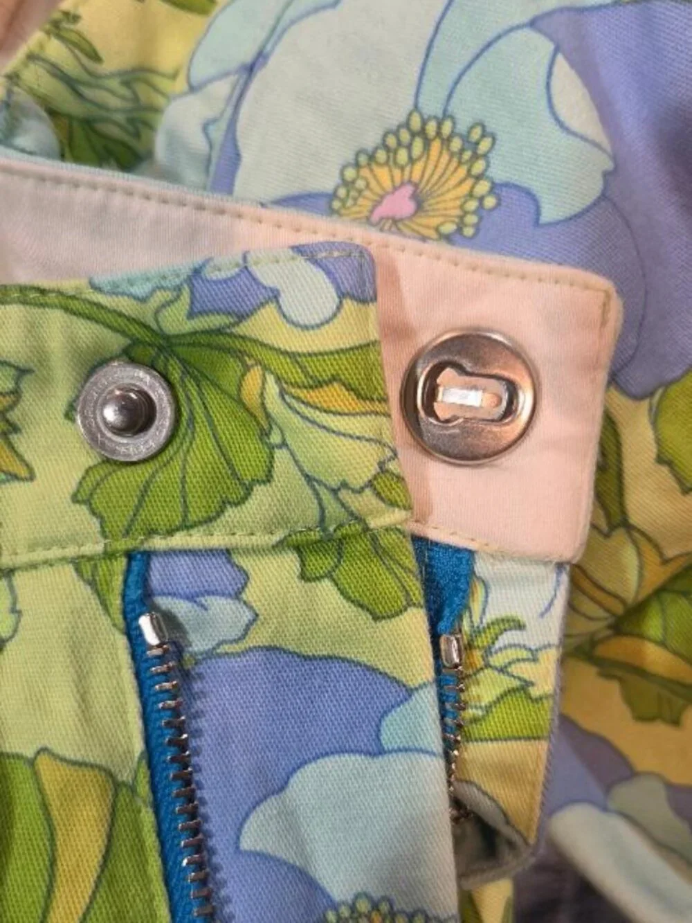 Bonobos Men Flat Front Casual Chino Shorts Tropical Print